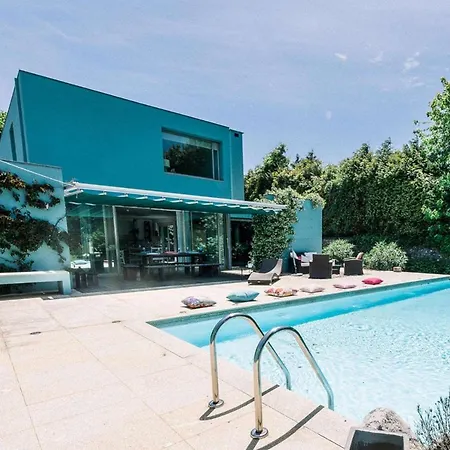 Villa Pedras De Moledo Sleeps 10 With Pool And Wifi