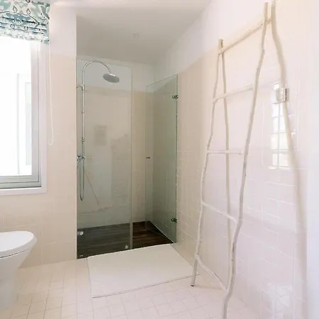 Вилла Pedras De Moledo Sleeps 10 With Pool And Wifi Моледу