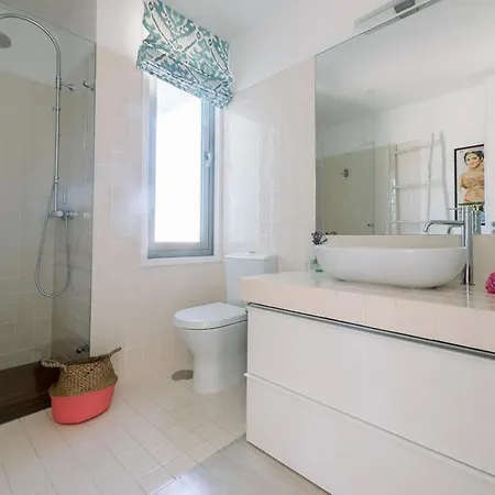 Pedras De Moledo Sleeps 10 With Pool And Wifi Моледу